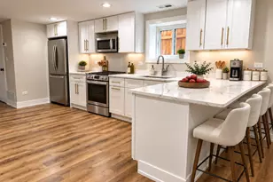1015 N Laramie Ave, Chicago, IL 60651 - Photo 33
