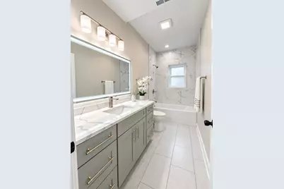 1015 N Laramie Avenue, Chicago, IL 60651 - Photo 13