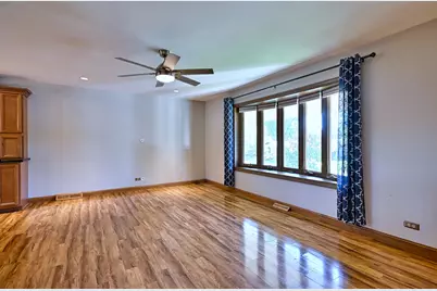 4155 Hudson Drive, Hoffman Estates, IL 60192 - Photo 21
