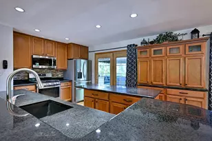 4155 Hudson Dr, Hoffman Estates, IL 60192 - Photo 11