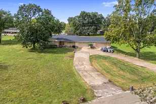 400 Sugar Creek Dr, Joliet, IL 60433 - Photo 37