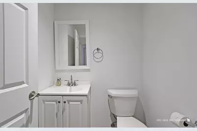 324 Woodland Road, Libertyville, IL 60048 - Photo 9