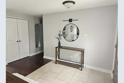 111 Westover Lane, Schaumburg, IL 60193 - Photo 5