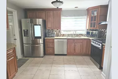 111 Westover Lane, Schaumburg, IL 60193 - Photo 3