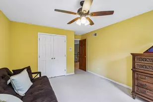 2002 Ravine Dr, Gurnee, IL 60031 - Photo 37
