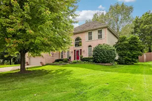 2002 Ravine Dr, Gurnee, IL 60031 - Photo 1