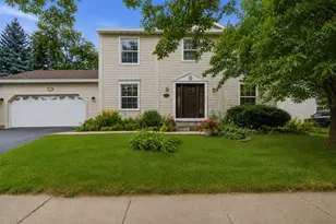 1209 River Oak Dr, Naperville, IL 60565 - Photo 1