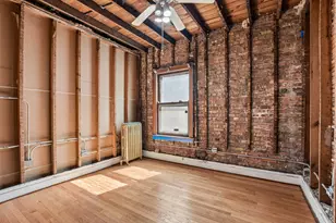 7918 S Luella Ave, Chicago, IL 60617 - Photo 13