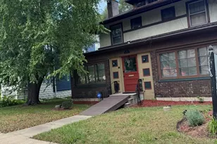 422 N Lake St, Aurora, IL 60506 - Photo 1