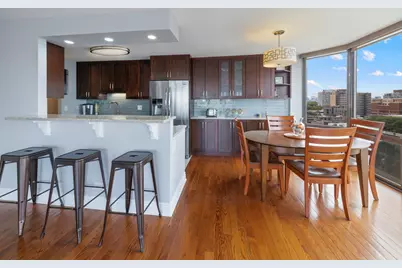 2650 N Lakeview Avenue #1201, Chicago, IL 60614 - Photo 11