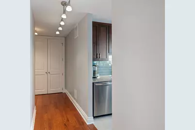2650 N Lakeview Avenue #1201, Chicago, IL 60614 - Photo 7