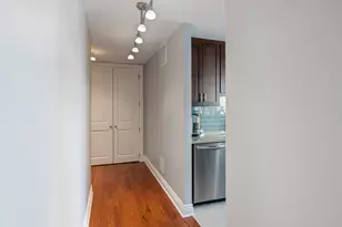 2650 N Lakeview Ave, Chicago, IL 60614 - Photo 7