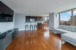 2650 N Lakeview Ave, Chicago, IL 60614 - Photo 17