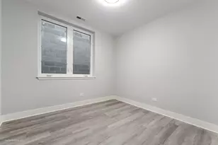 1241 S Fairfield Ave, Chicago, IL 60608 - Photo 9