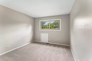 4399 Bluebird Ct, Gurnee, IL 60031 - Photo 17