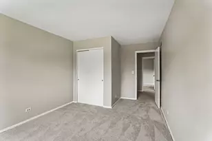 4399 Bluebird Ct, Gurnee, IL 60031 - Photo 35