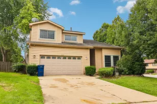 4399 Bluebird Ct, Gurnee, IL 60031 - Photo 1