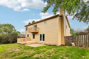 4399 Bluebird Ct, Gurnee, IL 60031 - Photo 5