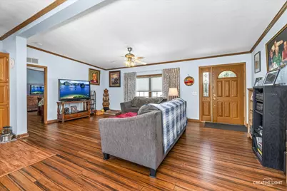 605 Bluebird Circle, Sandwich, IL 60548 - Photo 5