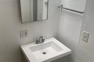 5712 W Higgins Ave, Chicago, IL 60630 - Photo 7