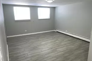 5712 W Higgins Ave, Chicago, IL 60630 - Photo 3