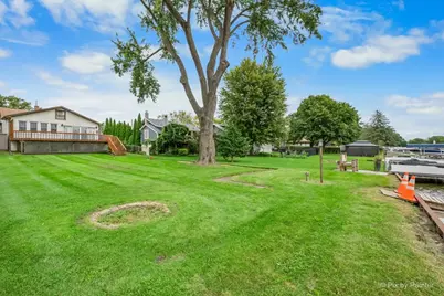 2409 Grove Lane, Cary, IL 60013 - Photo 47
