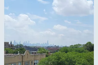 2600 W Berwyn Avenue #402, Chicago, IL 60625 - Photo 7