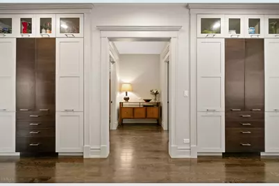 652 W Sheridan Road, Chicago, IL 60613 - Photo 17