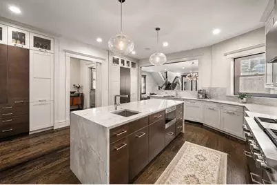 652 W Sheridan Road, Chicago, IL 60613 - Photo 13
