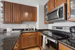 21 W Goethe St, Chicago, IL 60610 - Photo 9