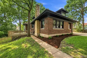 609 S 5th Ave, Saint Charles, IL 60174 - Photo 1