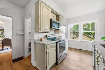 609 S 5th Avenue, Saint Charles, IL 60174 - Photo 13