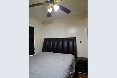 2107 E 72nd Place, Chicago, IL 60649 - Photo 13