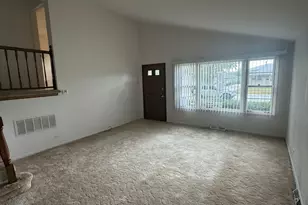 15239 Hamlin Ave, Midlothian, IL 60445 - Photo 3