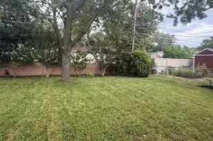 15239 Hamlin Ave, Midlothian, IL 60445 - Photo 19