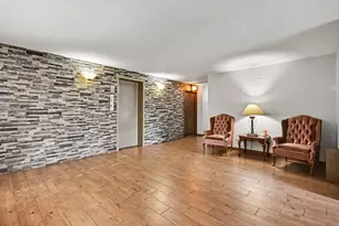 1815 Oakton St, Park Ridge, IL 60068 - Photo 13