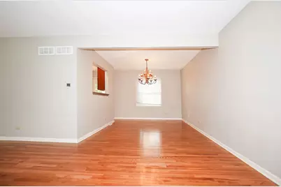 1329 Stonegate Road, Naperville, IL 60540 - Photo 7