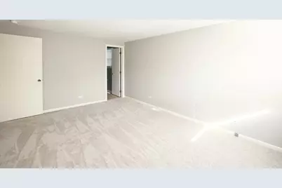 1329 Stonegate Road, Naperville, IL 60540 - Photo 9