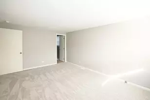 1329 Stonegate Rd, Naperville, IL 60540 - Photo 9