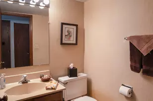 1100 Gail Dr, Buffalo Grove, IL 60089 - Photo 15