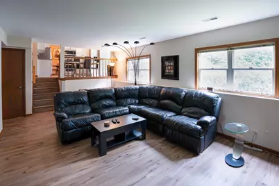 1100 Gail Drive, Buffalo Grove, IL 60089 - Photo 13