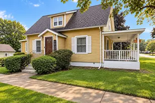 5723 Milwaukee Ave, Richmond, IL 60071 - Photo 1