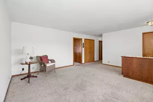 2705 Calmer Dr, Joliet, IL 60433 - Photo 9