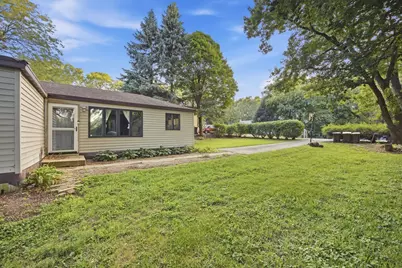 24 John Street, Crystal Lake, IL 60014 - Photo 3