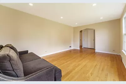 1635 Downing Avenue, Westchester, IL 60154 - Photo 9
