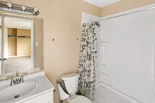 1235 San Simeon Dr, Hanover Park, IL 60133 - Photo 13