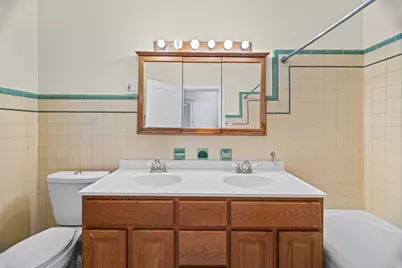 1646 N Sayre Avenue, Chicago, IL 60707 - Photo 23