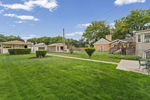 1646 N Sayre Ave, Chicago, IL 60707 - Photo 35