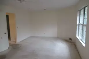 815 Winchester Ln, Northbrook, IL 60062 - Photo 15