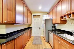 6442 N Leavitt St, Chicago, IL 60645 - Photo 9